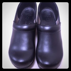 Dansko shoes
